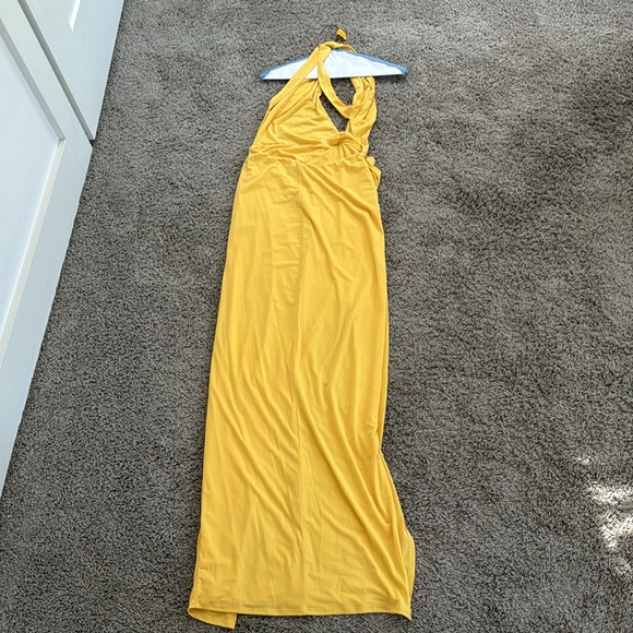 Michael Costello Yellow Gown - Picture 4 of 5